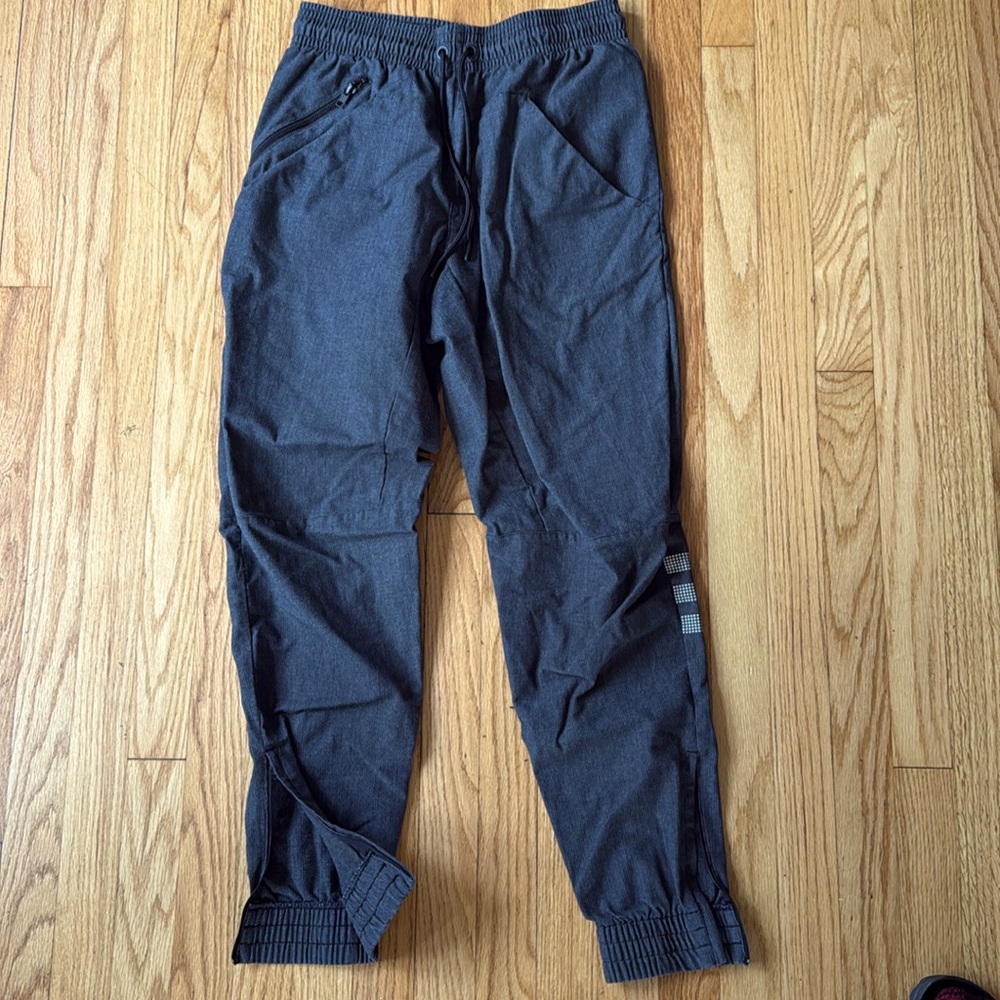 Adidas Originals jogger size M